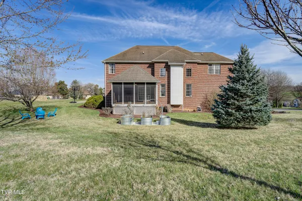 $1,075,000 | 405 Heather View Drive, Jonesborough, TN 37659