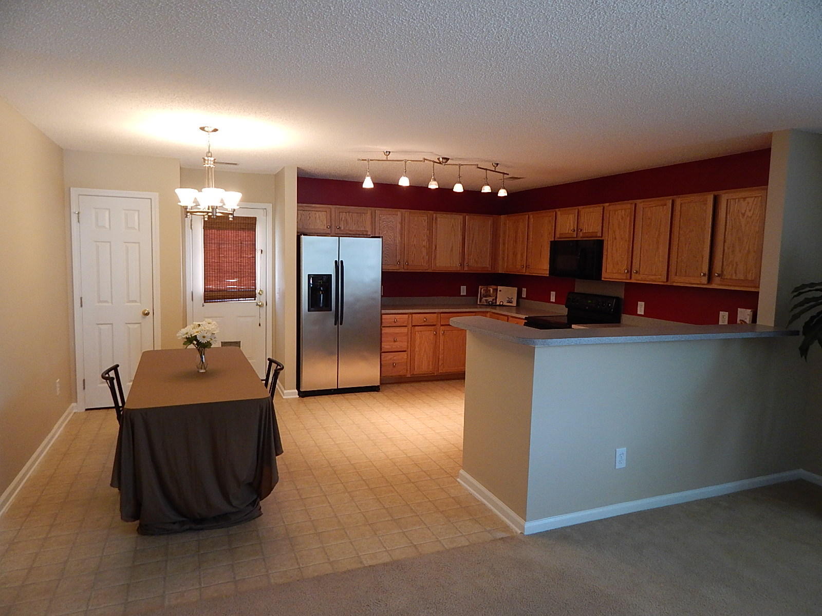 116 Thistle Road Goose Creek, SC 29445 - Photo 7 of 17 Dining Area