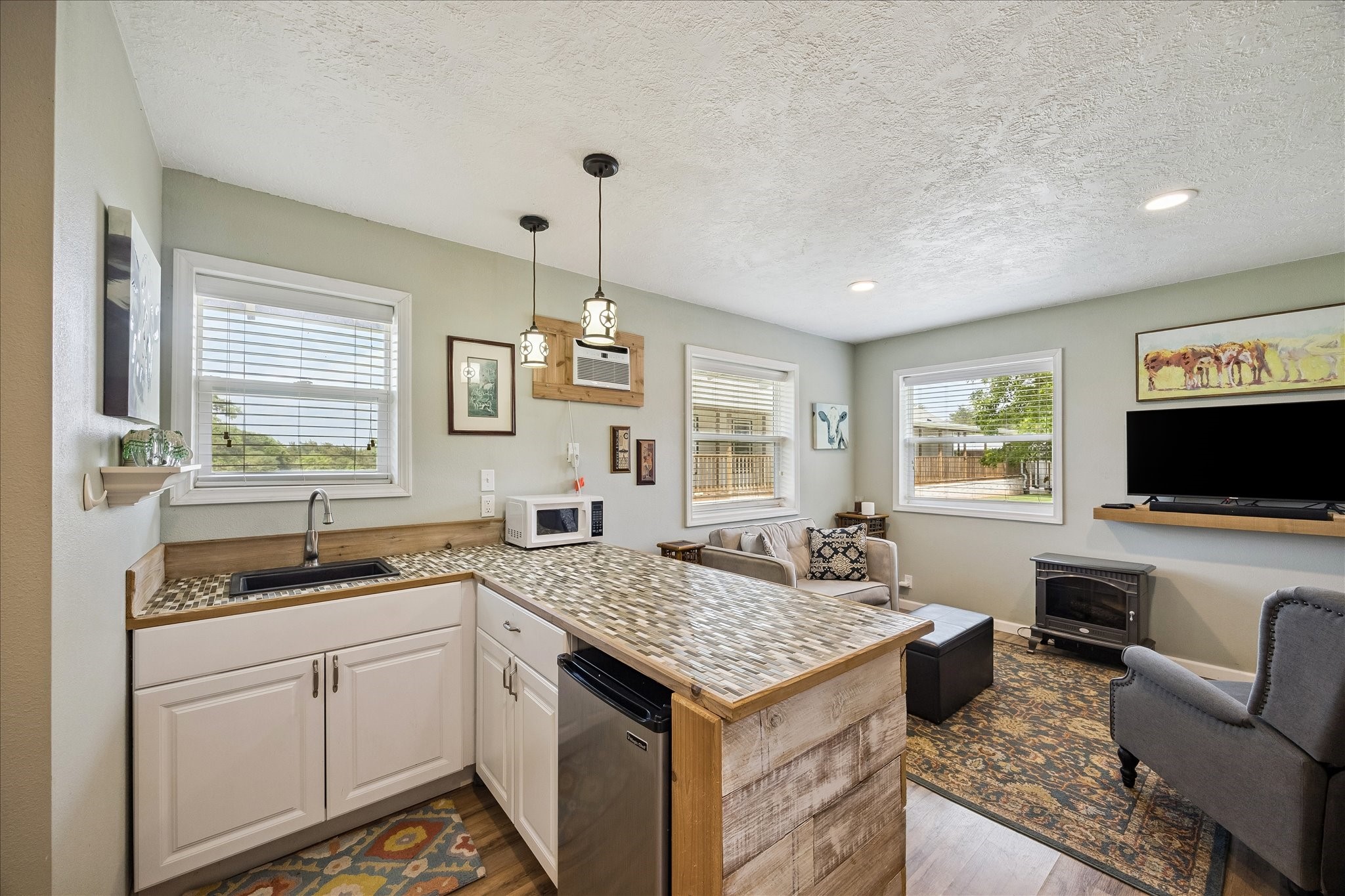 15946 Farm To Market Road 1094 Cat Spring, TX 78933 - Photo 29 of 50 a kitchen with granite countertop lots of counter top space