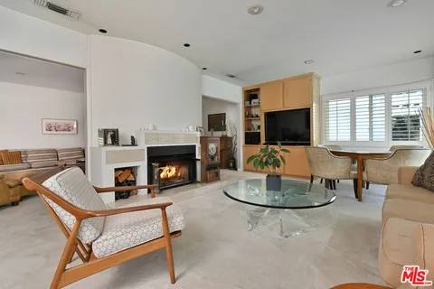 $1,799,000 | Undisclosed Address, Encino, CA 91436