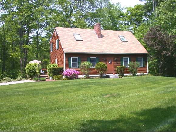 92 New Boston Road Goffstown, NH 03045 - Photo 1 of 1 Gallery Image 1