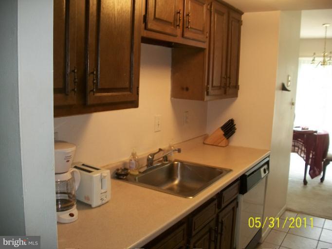 17632 Shady Spring Terrace Gaithersburg, MD 20877 - Photo 7 of 17 Kitchen