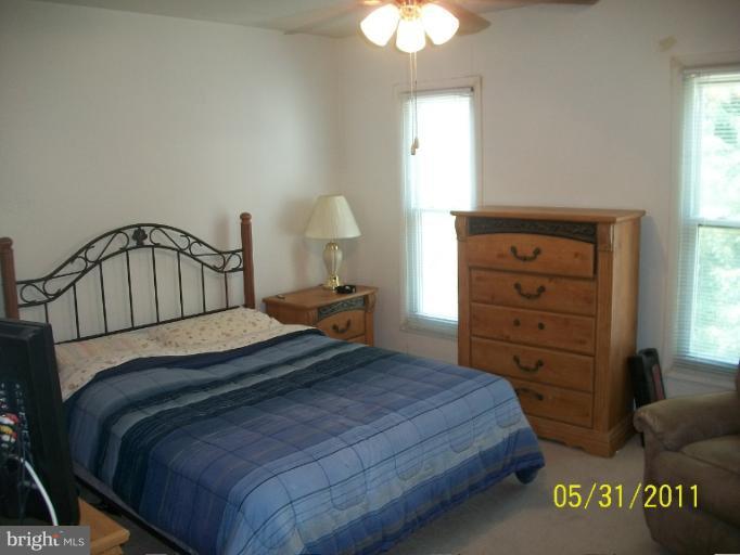 17632 Shady Spring Terrace Gaithersburg, MD 20877 - Photo 8 of 17 Bedroom (Master)