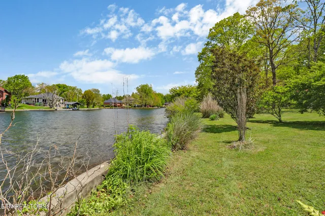 $769,000 | 2024 Cravens Drive, Crossville, TN 38572