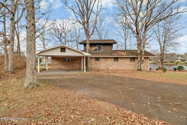 $769,000 | 2024 Cravens Drive, Crossville, TN 38572