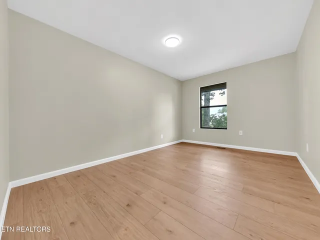 $769,000 | 2024 Cravens Drive, Crossville, TN 38572