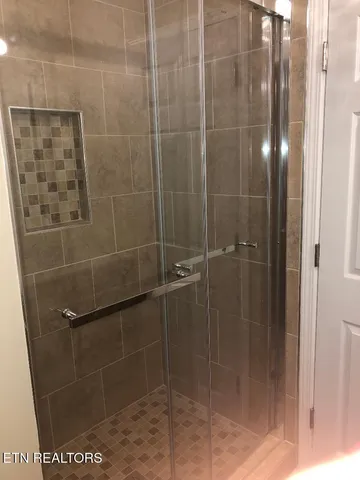 $769,000 | 2024 Cravens Drive, Crossville, TN 38572