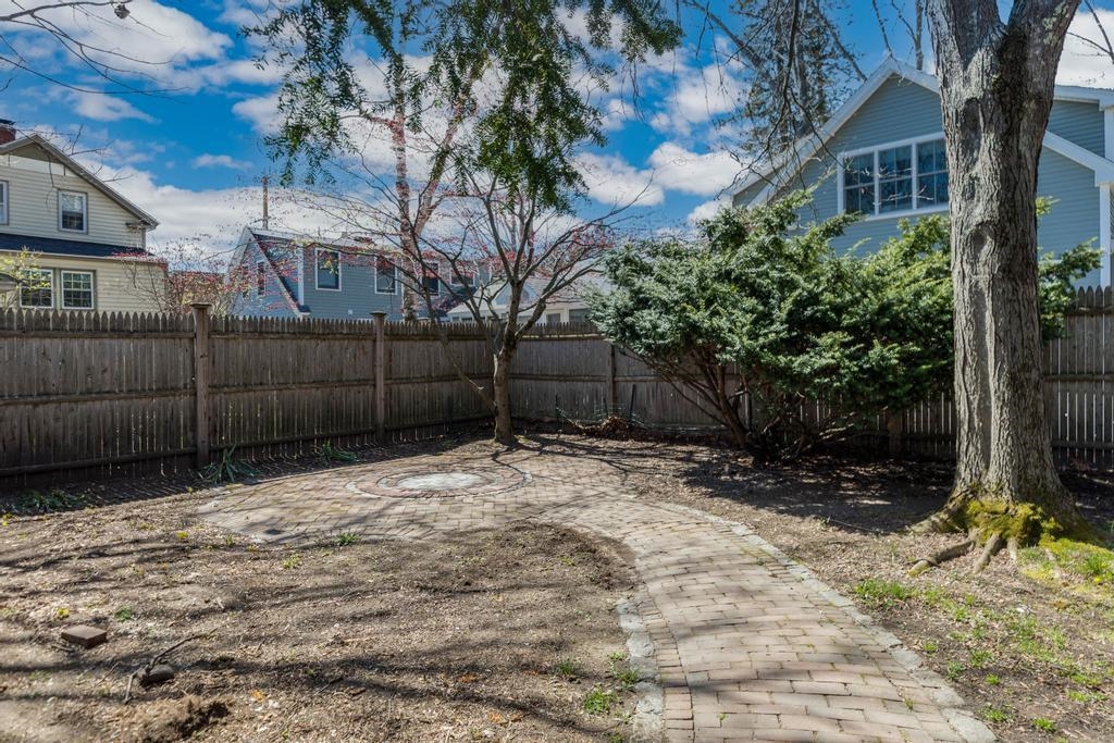 23 Gill Street Exeter, NH 03833 - Photo 14 of 41