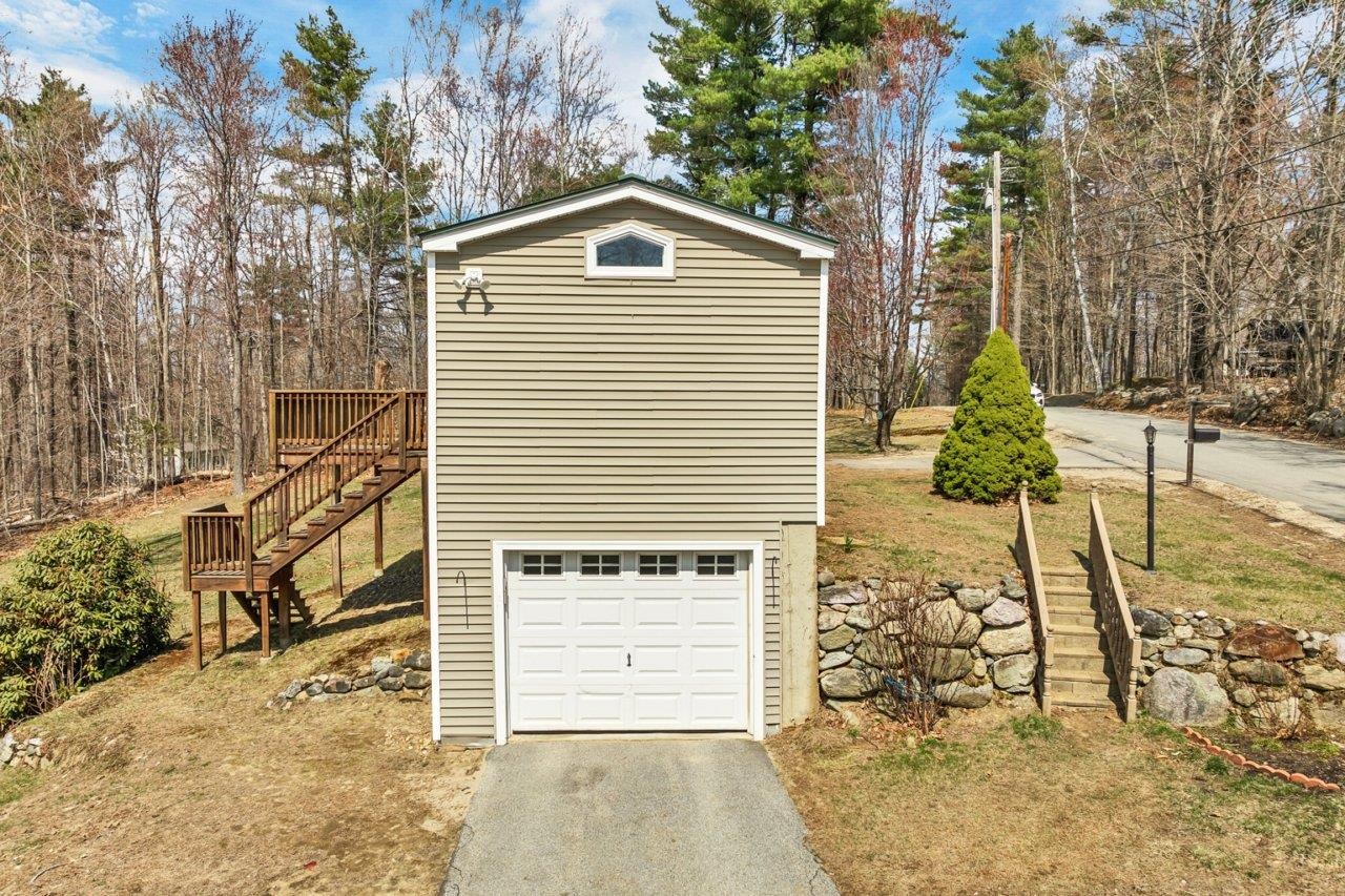 8 Sunset Hill Road Meredith, NH 03253 - Photo 5 of 35