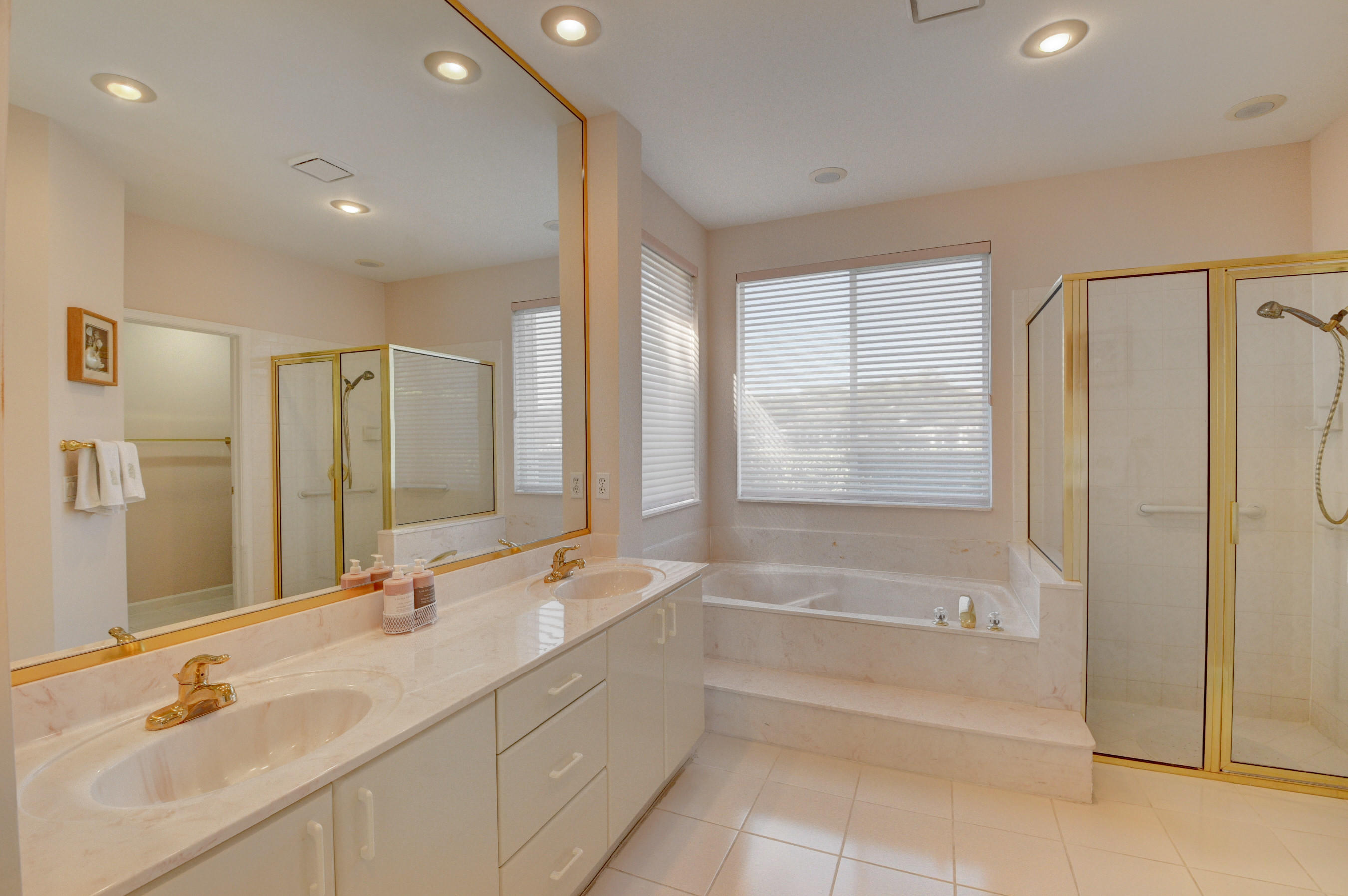 2333 Northwest 25th Way Boca Raton, FL 33434 - Photo 18 of 52 DSC_3101_2_3_4_5