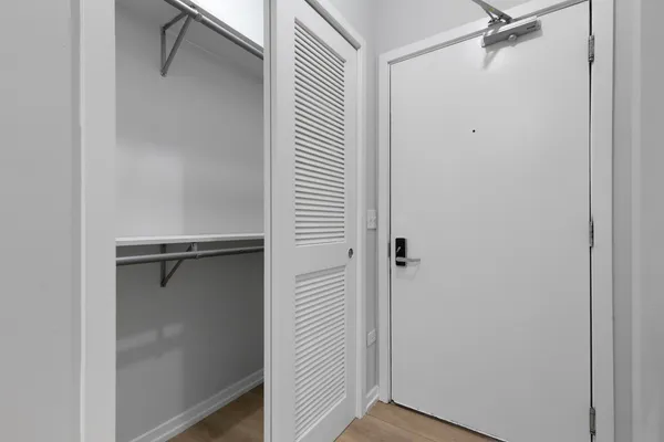 $1,246 | 4875 North Magnolia Avenue, Unit 315, Chicago, IL 60640