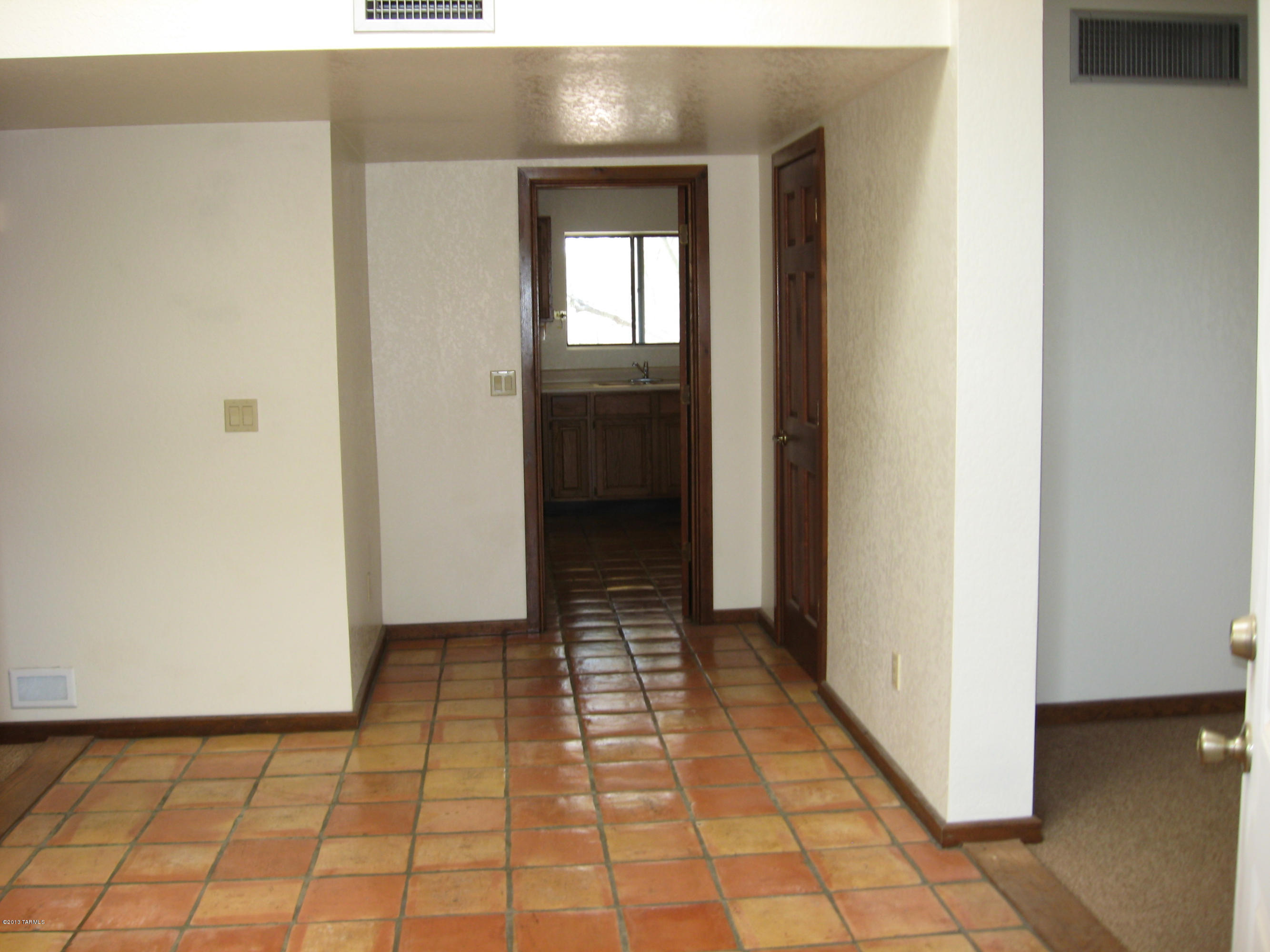 2981 West Goret Road Tucson, AZ 85745 - Photo 8 of 41 Gallery Image 8