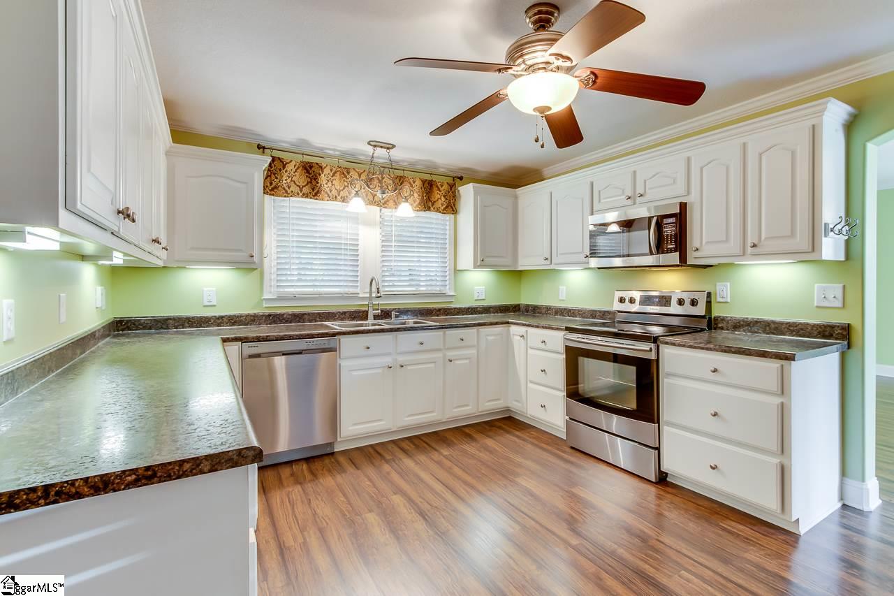 111 Garrison Street Easley, SC 29640 - Photo 11 of 36 Gallery Image 11