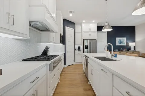 $799,900 | 9175 Rock Daisy Court, Dallas, TX 75231