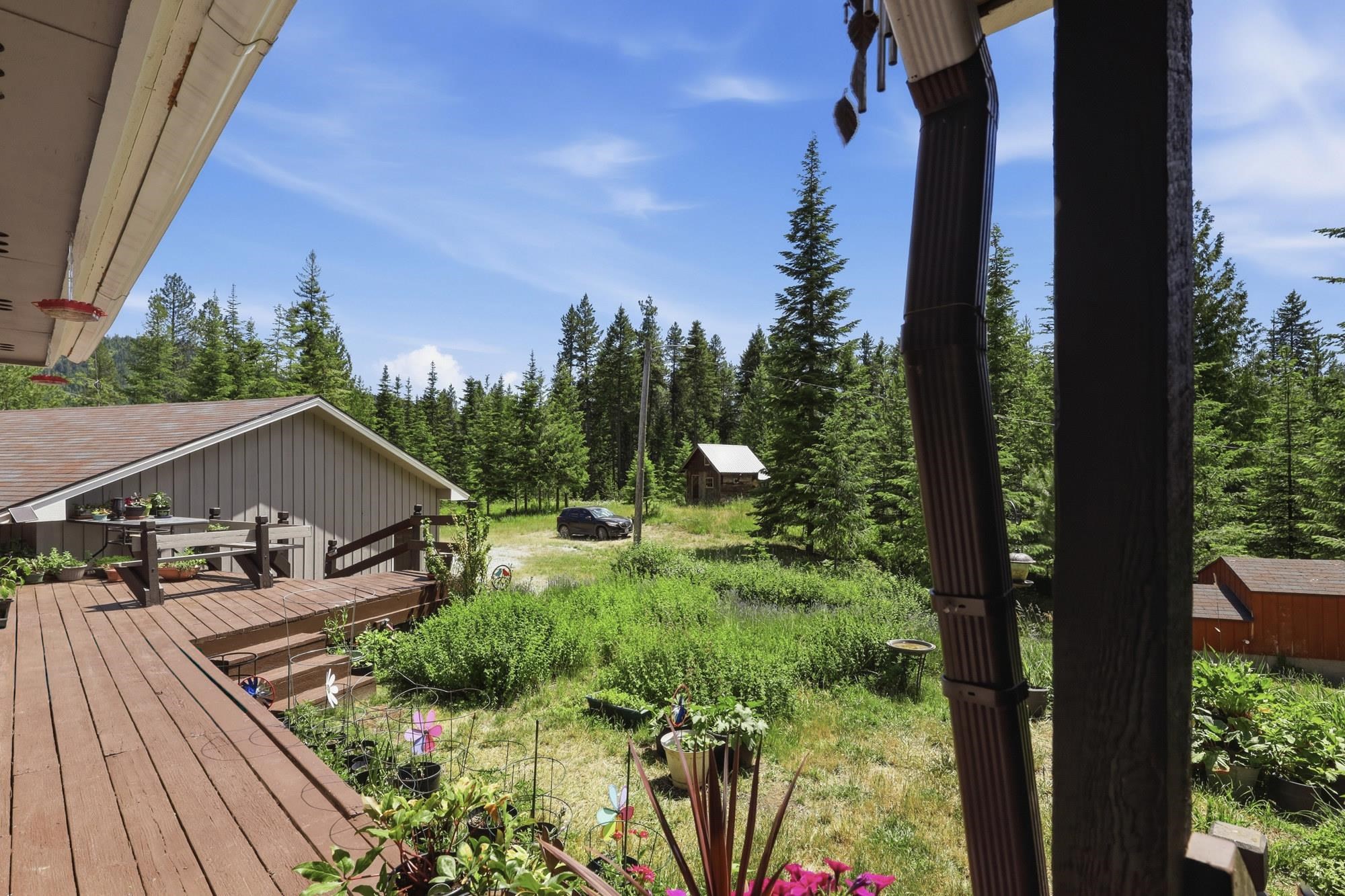 851 Balcom Road Newport, WA 99156 - Photo 6 of 50