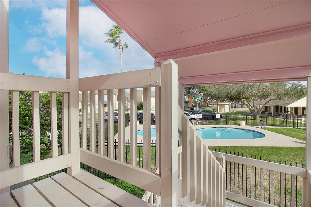 6702 Everhart Road, Unit O106 Corpus Christi, TX 78413 - Photo 3 of 22