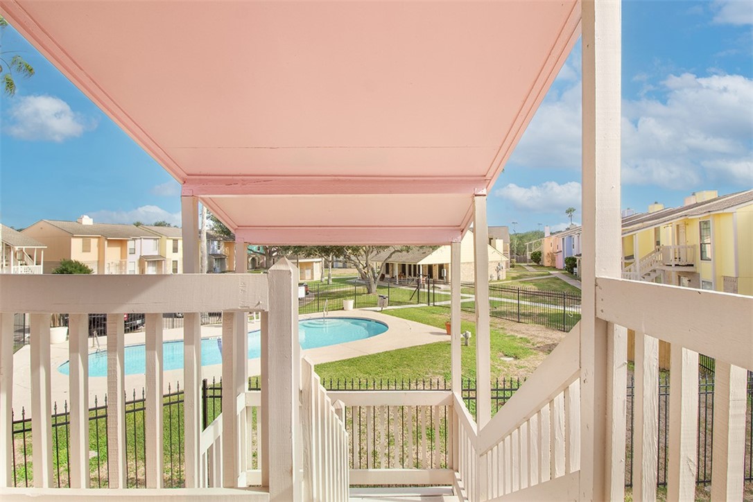 6702 Everhart Road, Unit O106 Corpus Christi, TX 78413 - Photo 4 of 22