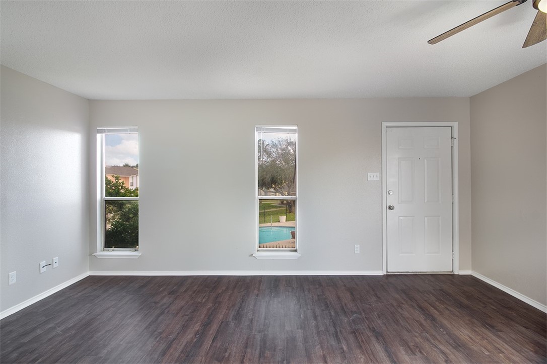 6702 Everhart Road, Unit O106 Corpus Christi, TX 78413 - Photo 8 of 22