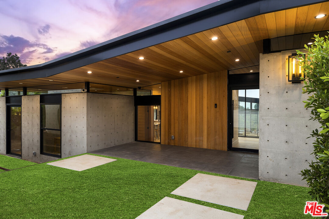 5707 Busch Drive Malibu, CA 90265 - Photo 29 of 35 a view of backyard with potted plants