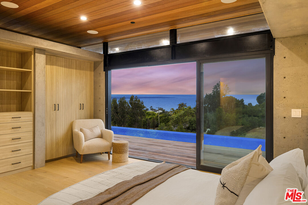 5707 Busch Drive Malibu, CA 90265 - Photo 34 of 35