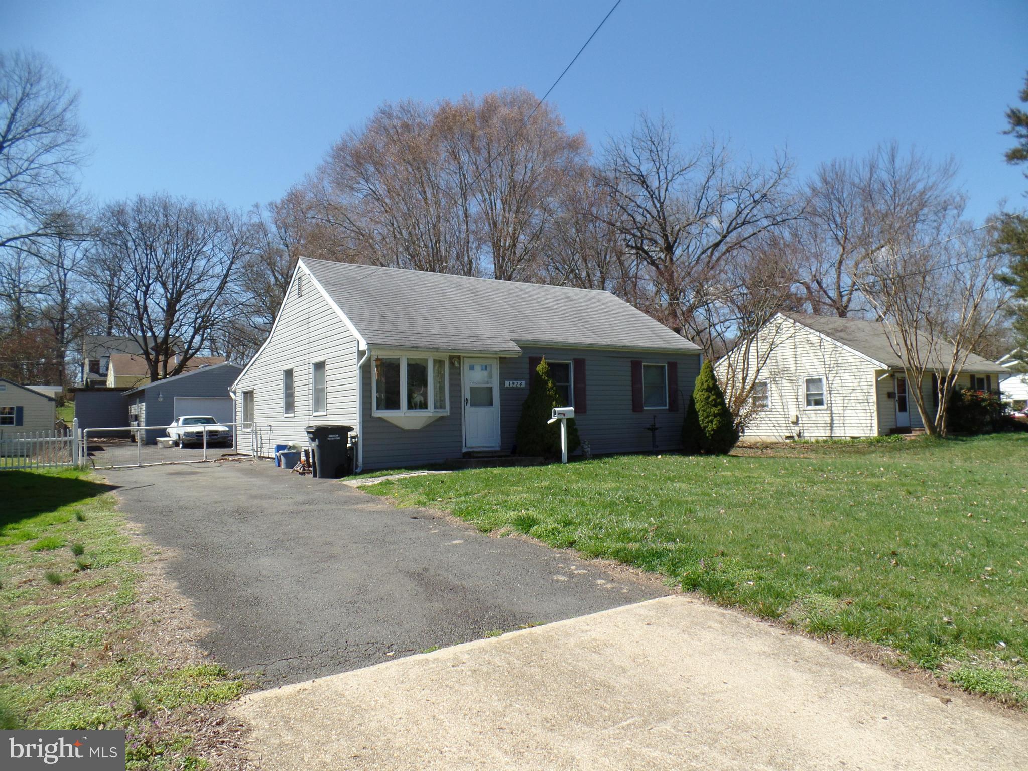 1924 Anderson Road Falls Church, VA 22043 - Photo 14 of 15 Exterior (Front)