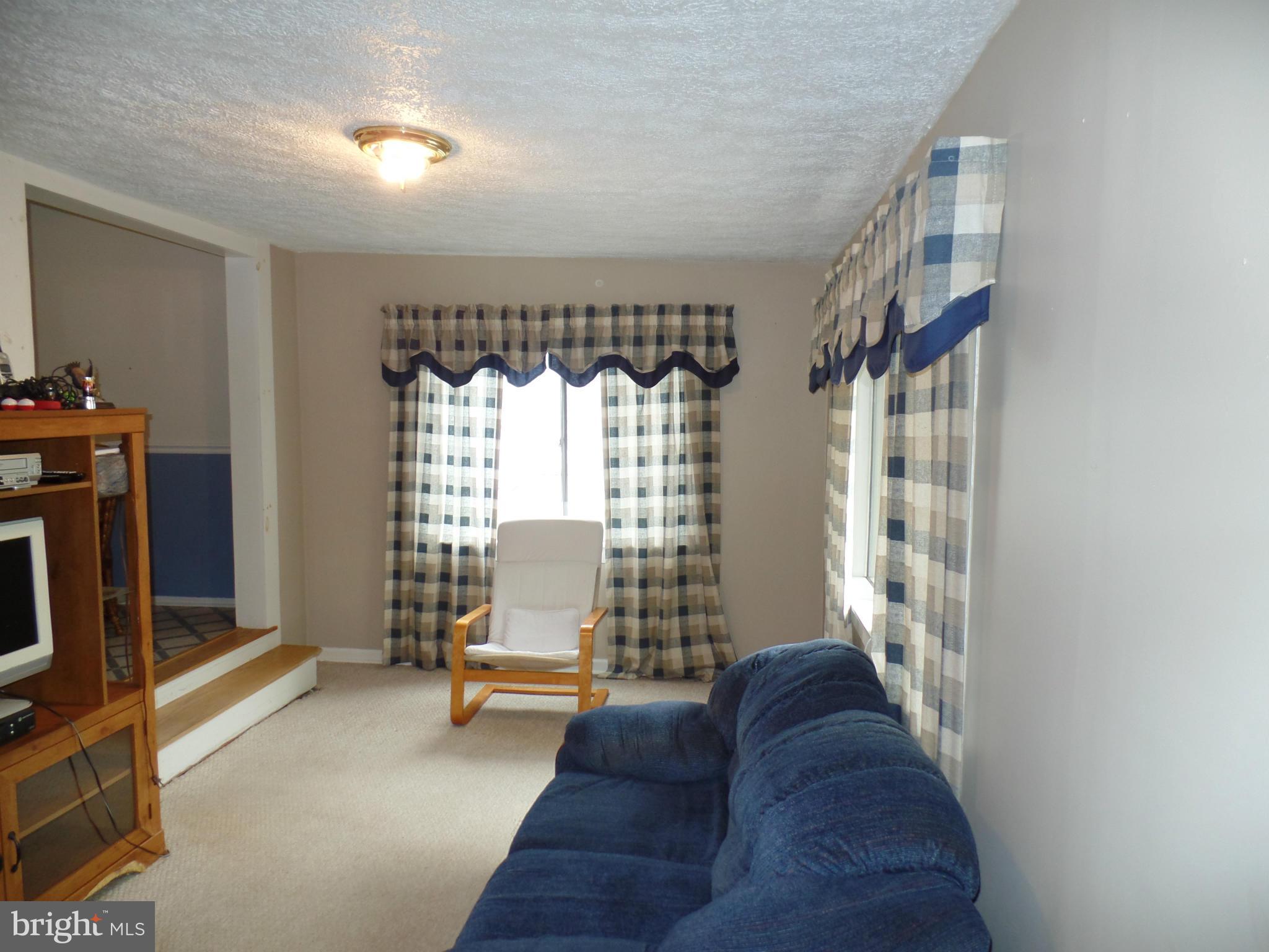 1924 Anderson Road Falls Church, VA 22043 - Photo 8 of 15 Family Room