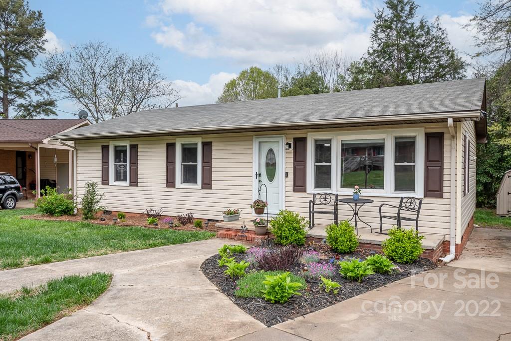 a house with a garden view
