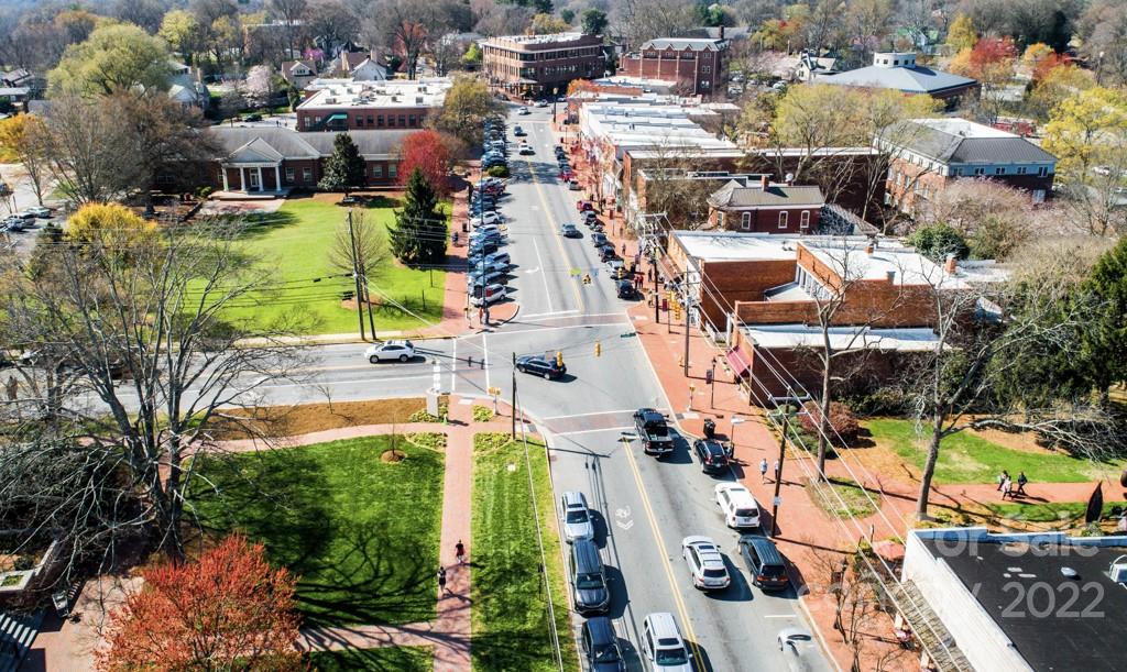 626 Westside Terrace, Unit 5 Davidson, NC 28036 - Photo 19 of 24 a picture of houses with outdoor space
