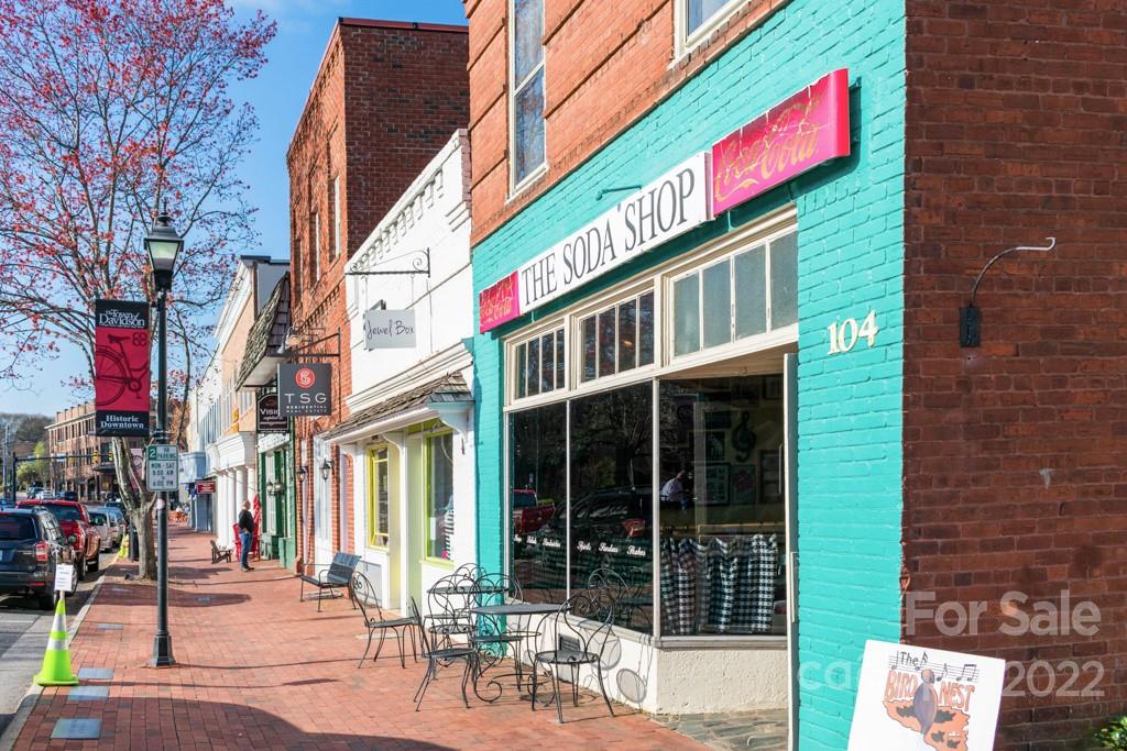 626 Westside Terrace, Unit 5 Davidson, NC 28036 - Photo 2 of 24