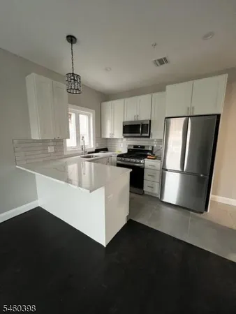 $2,600 | 421 Haledon Avenue, Haledon, NJ 07508
