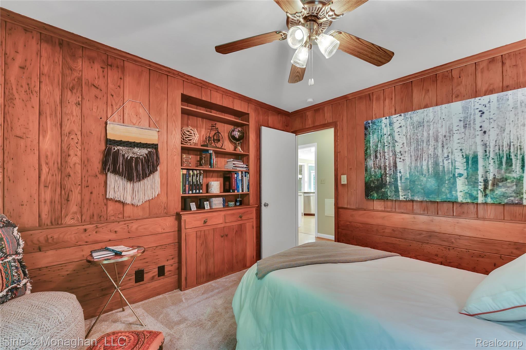 927 North Renaud Road Grosse Pointe, MI 48236 - Photo 18 of 36 927 Renaud - HD Drone Photography-26.jpg