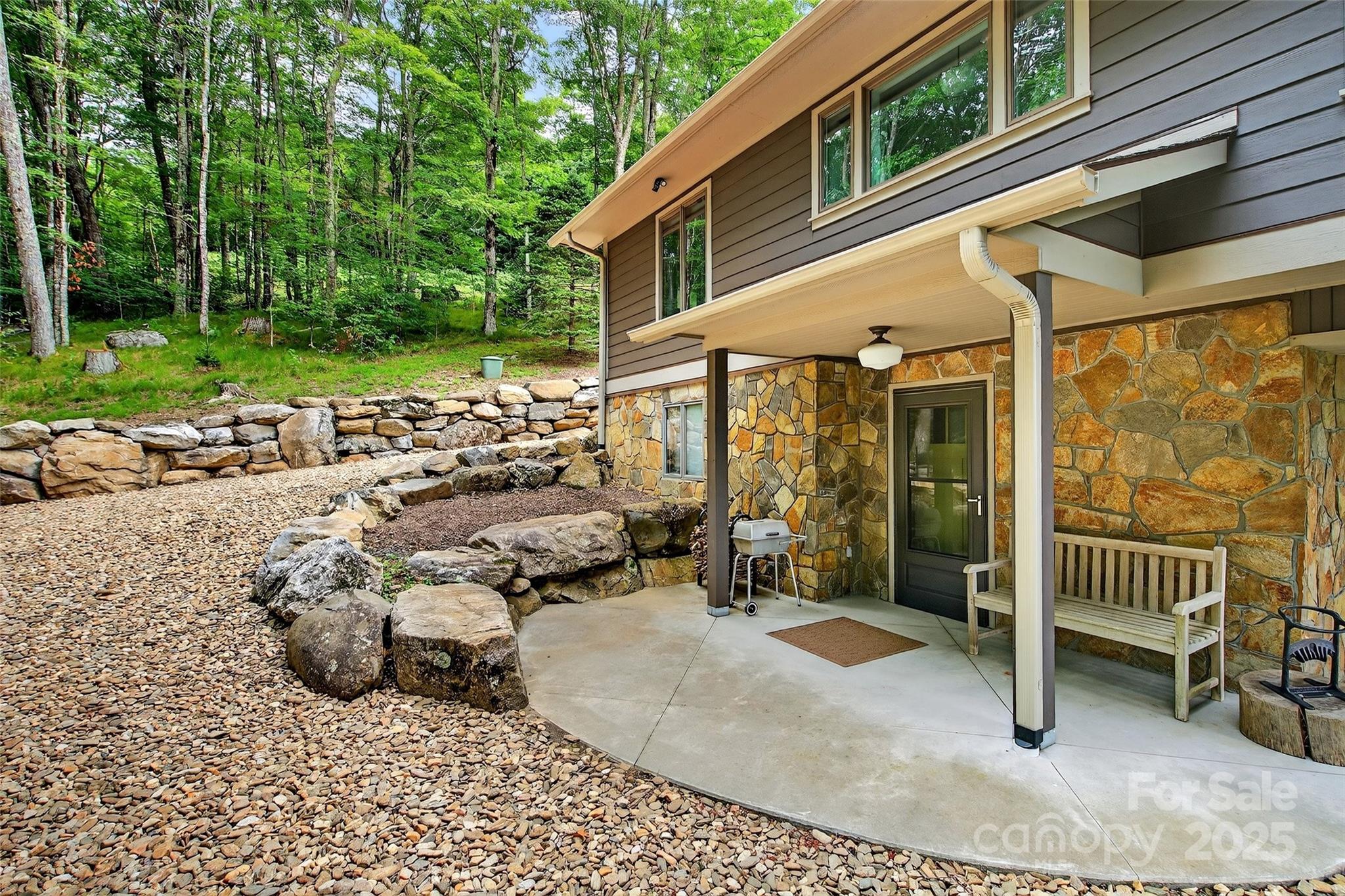 283 Mitchell View Road Bakersville, NC 28705 - Photo 15 of 46 Gallery Image 15