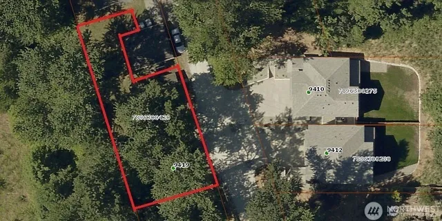 $375,000 | 9419 Leroy Place South, Seattle, WA 98118