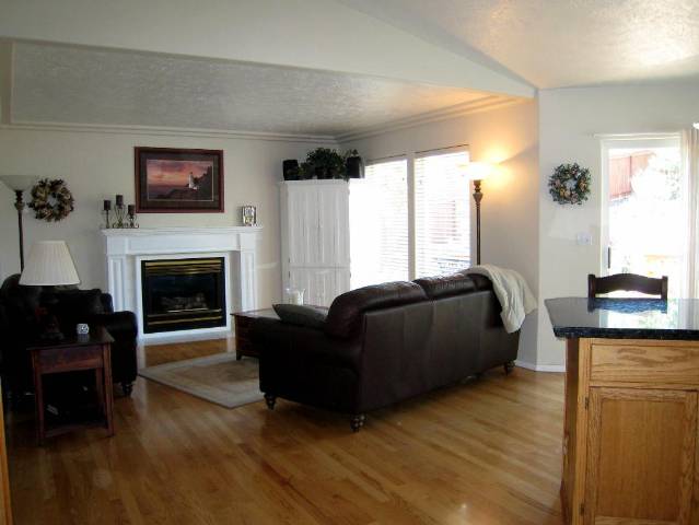 814 South Garry Road Liberty Lake, WA 99019 - Photo 3 of 9