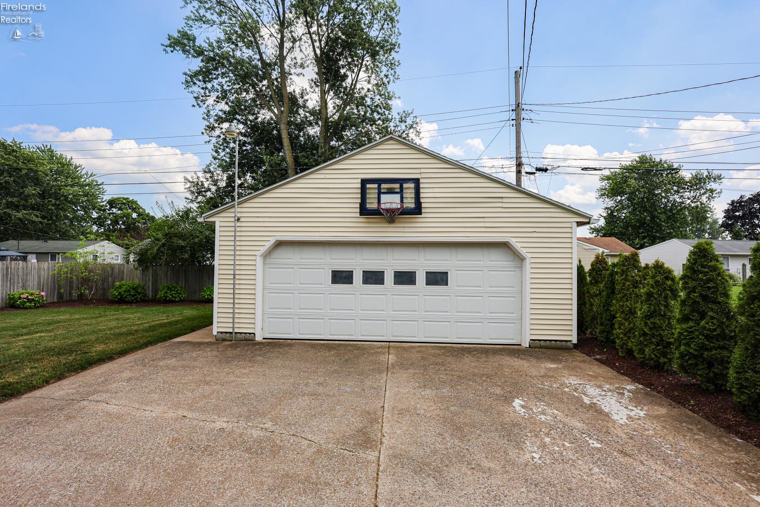 2136 South Oldgate Road Sandusky, OH 44870 - Photo 35 of 40 Gallery Image 35