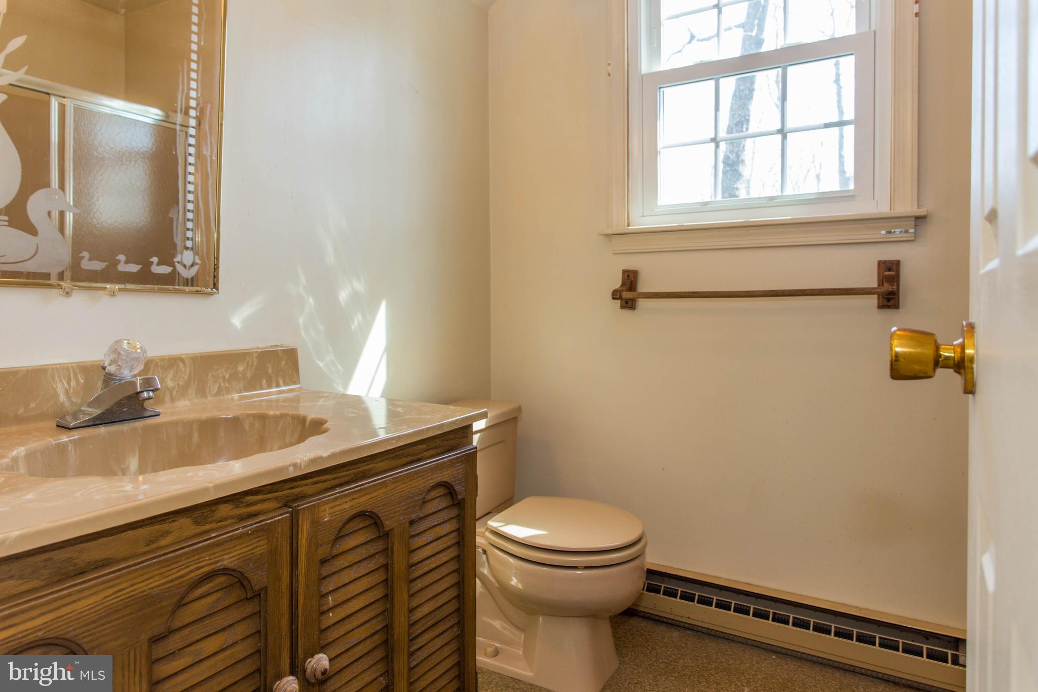 17 Kingsbridge Road Rehoboth Beach, DE 19971 - Photo 17 of 24 Second Floor Bath with Tub/Shower