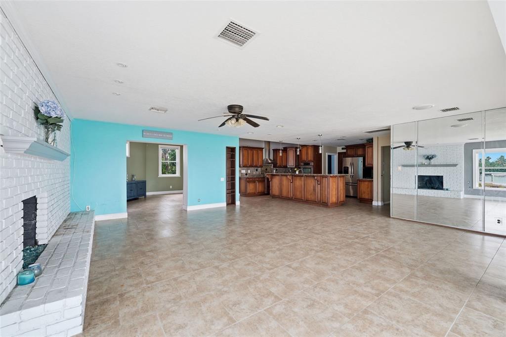 16115 4th Street East Redington Beach, FL 33708 - Photo 11 of 45