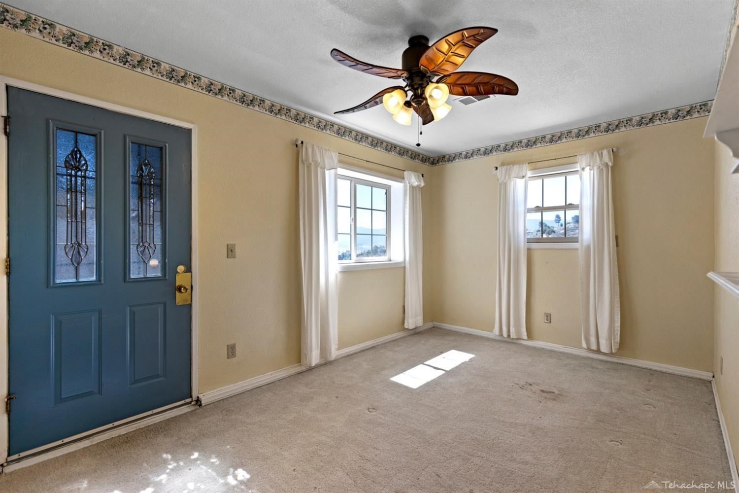 26015 Bear Valley Road Tehachapi, CA 93561 - Photo 13 of 22 Gallery Image 13