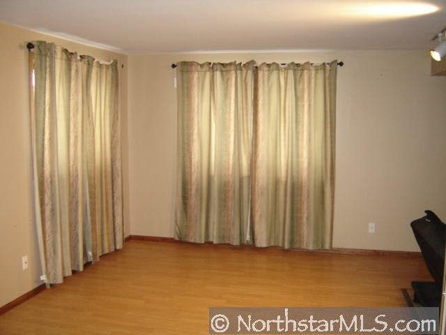 4701 Aberdeen Road Mound, MN 55364 - Photo 4 of 10