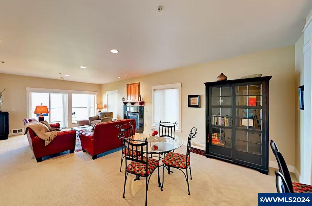 1125 Northwest Spring Street Newport, OR 97365 - Photo 7 of 24