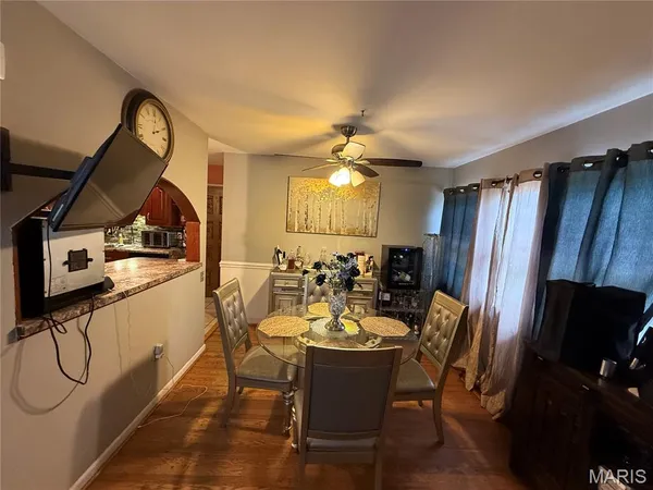 $215,000 | 1345 Hialeah Place, Florissant, MO 63033