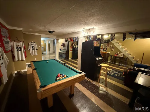 $215,000 | 1345 Hialeah Place, Florissant, MO 63033