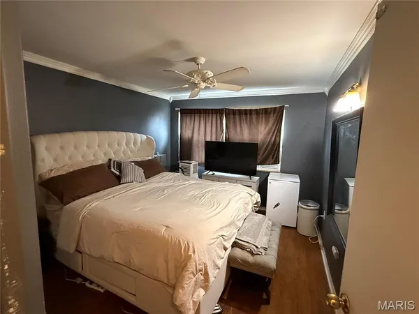 $215,000 | 1345 Hialeah Place, Florissant, MO 63033