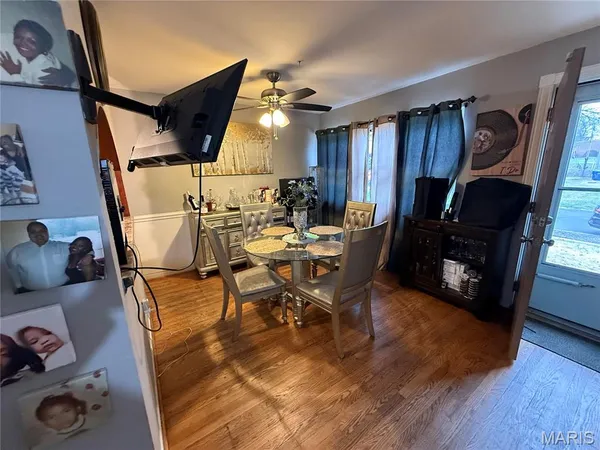 $215,000 | 1345 Hialeah Place, Florissant, MO 63033
