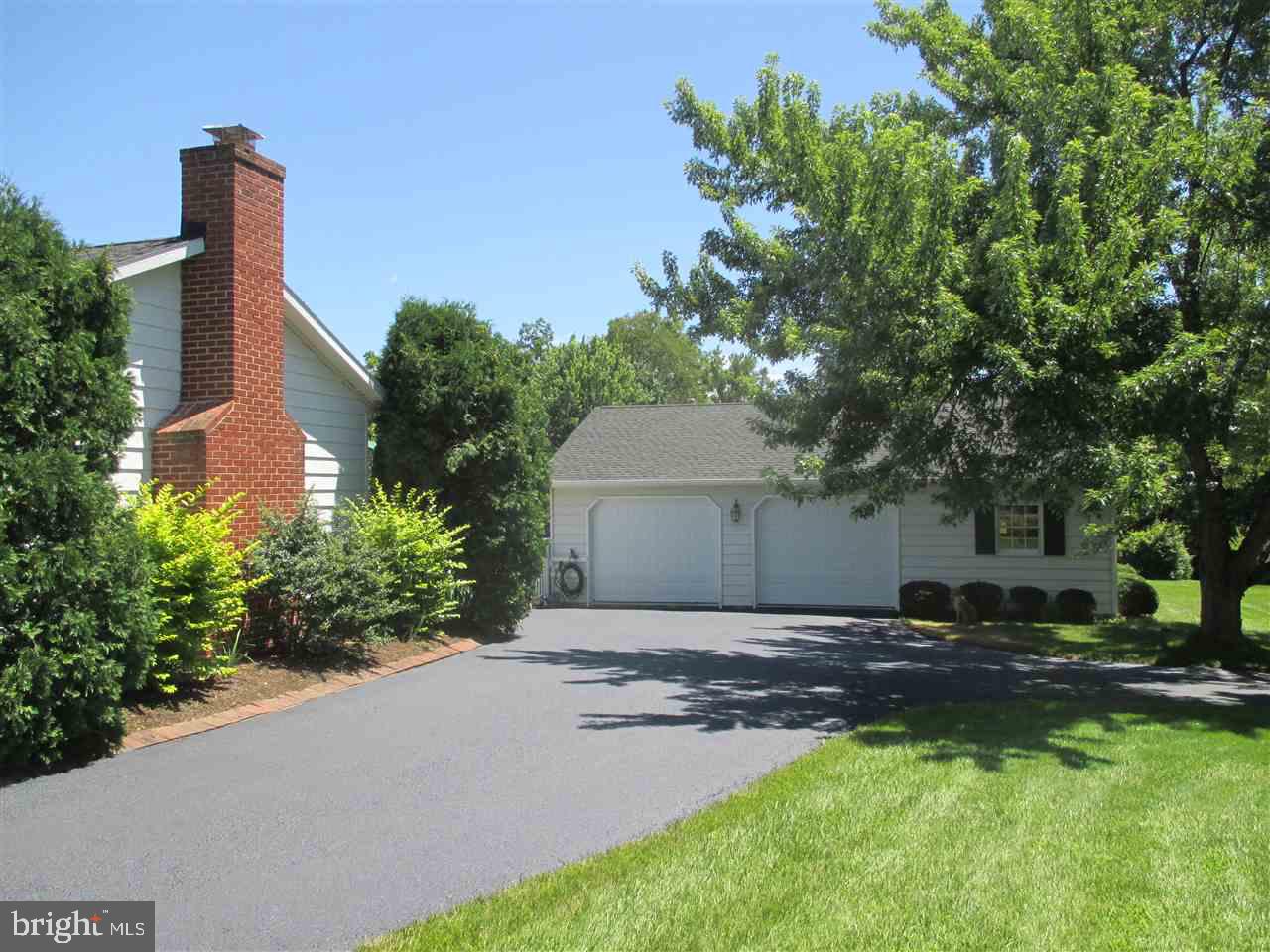 10 Old Dominion Road Wellsville, PA 17365 - Photo 3 of 36 Gallery Image 3