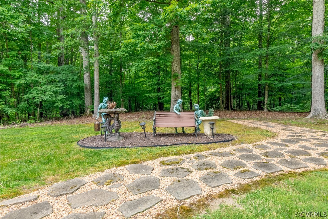 424 Hempstead Road Williamsburg, VA 23188 - Photo 29 of 35 Gallery Image 29