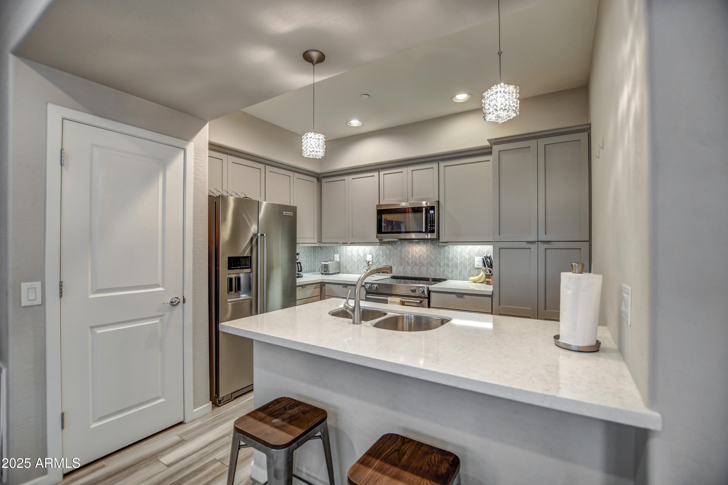 3935 East Rough Rider Road, Unit 1337 Phoenix, AZ 85050 - Photo 6 of 53 Kitchen 3