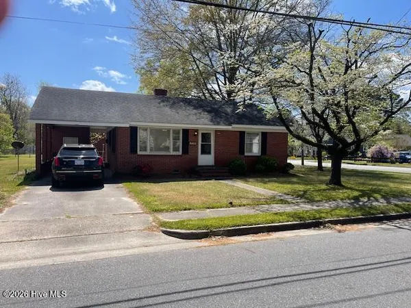 $139,600 | 406 West Daniels Street, Kinston, NC 28501