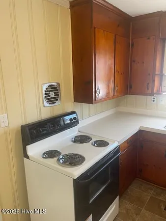 $139,600 | 406 West Daniels Street, Kinston, NC 28501