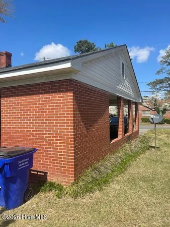 $139,600 | 406 West Daniels Street, Kinston, NC 28501